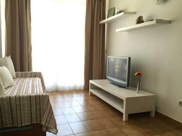 Apartamentos Paradise Park Fenals Lloret de Mar Kültér fotó